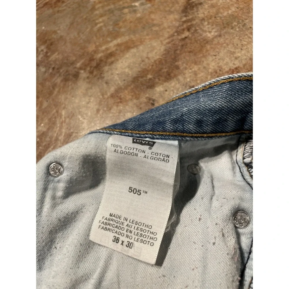 Vintage Levi's 505 Regular Fit Distressed Faded‎ Blue Denim Jeans 36W x 30L *